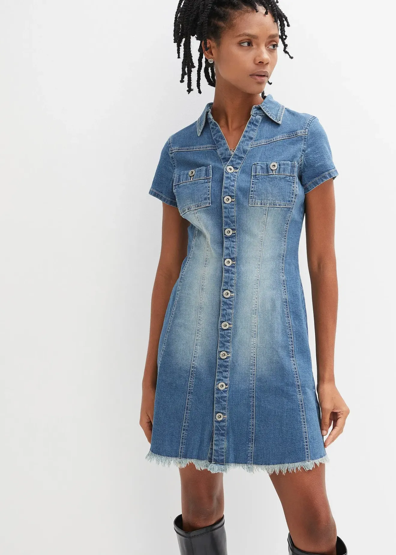 bonprix Robe en jean boutonnée avec ourlet à cru|Femme Robes