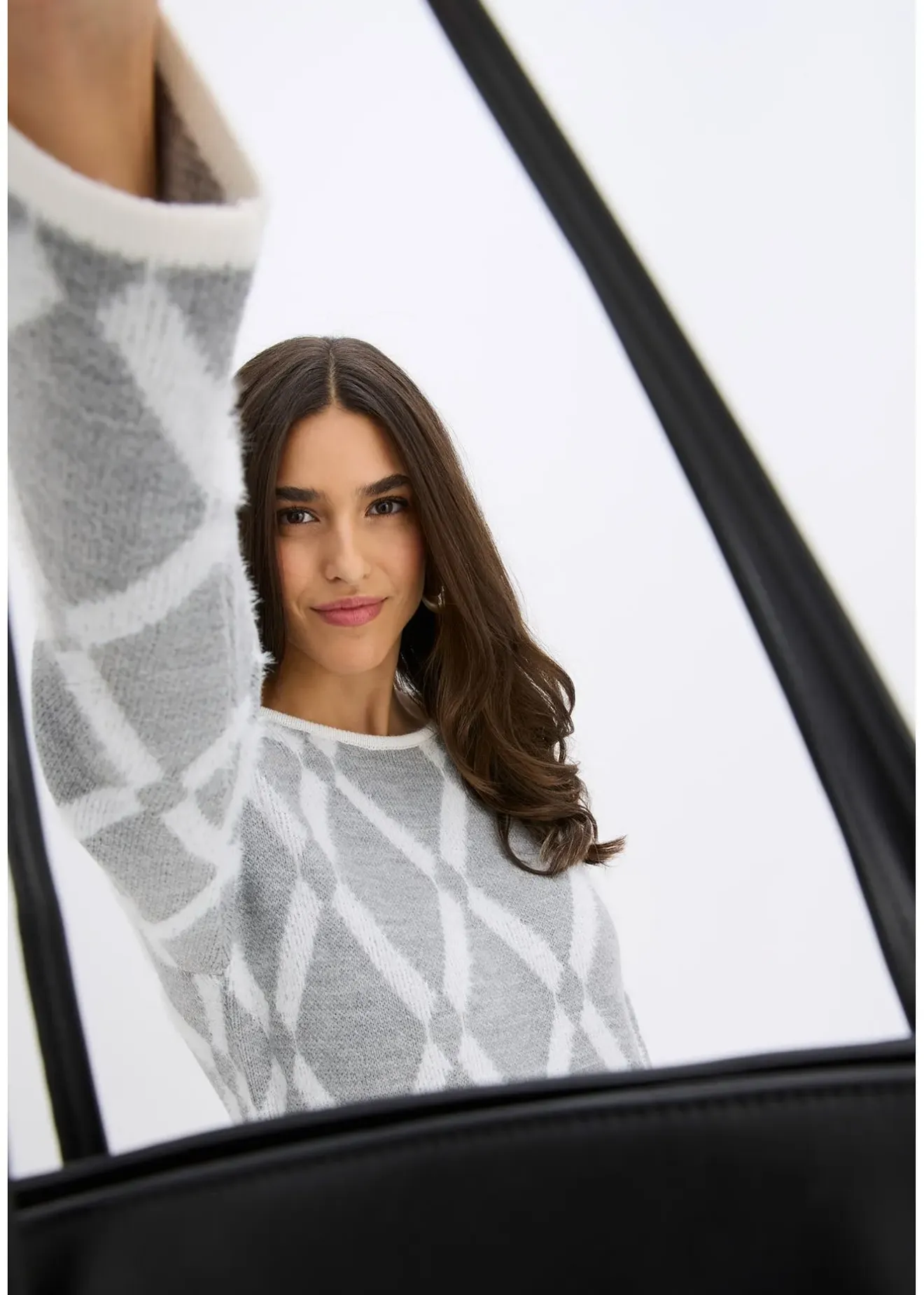 Femme bonprix Maille|Robes|Robe en maille poilue avec motif en losange