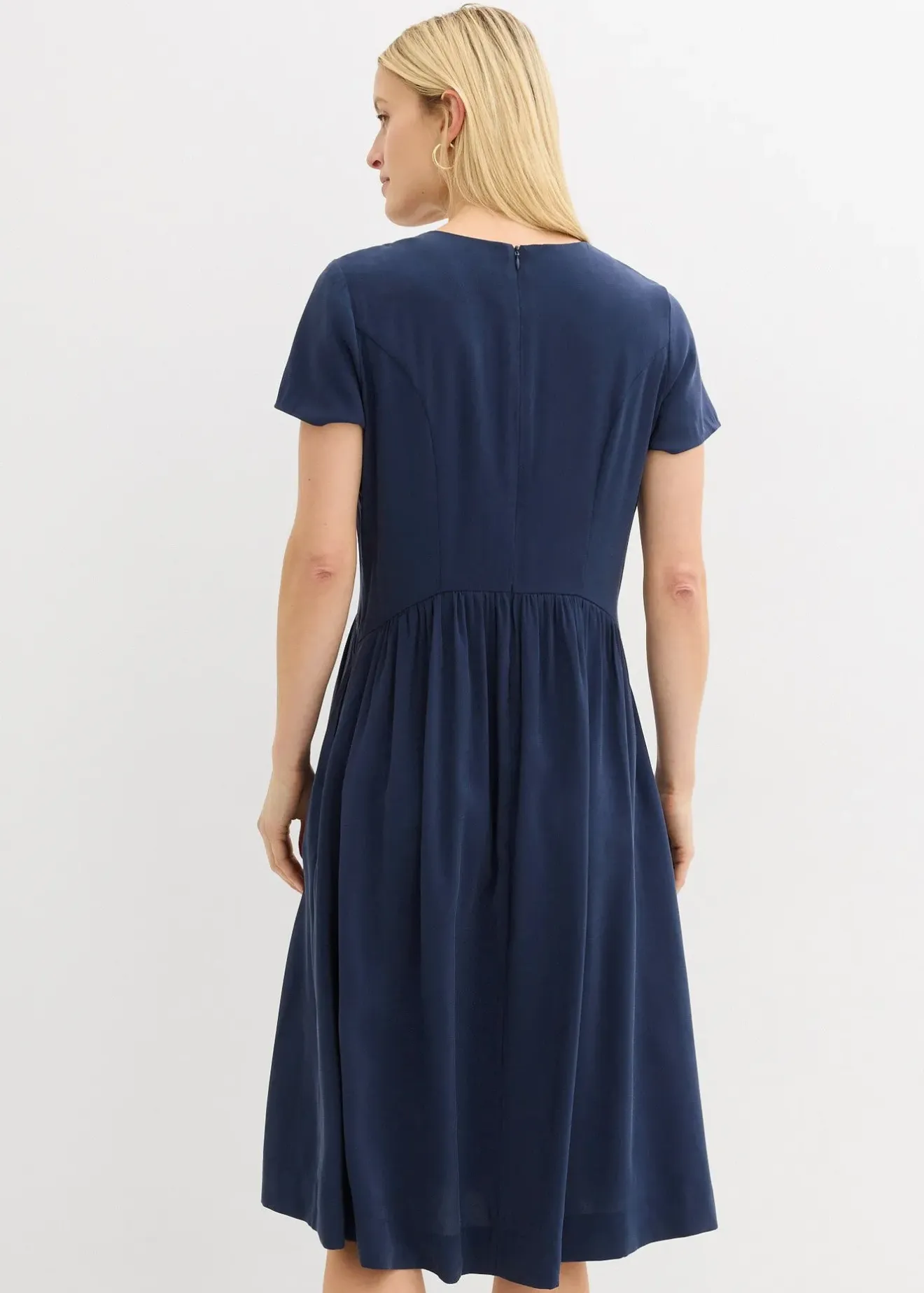 Femme bonprix Robes|Robe en viscose majoritaire