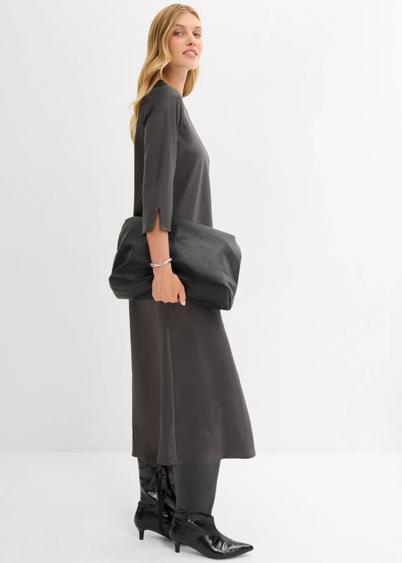 bonprix Robe midi en satin brillant|Femme Robes