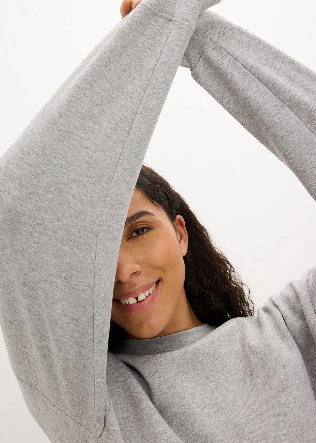 bonprix Robe oversize en molleton|Femme Basiques|Sweats