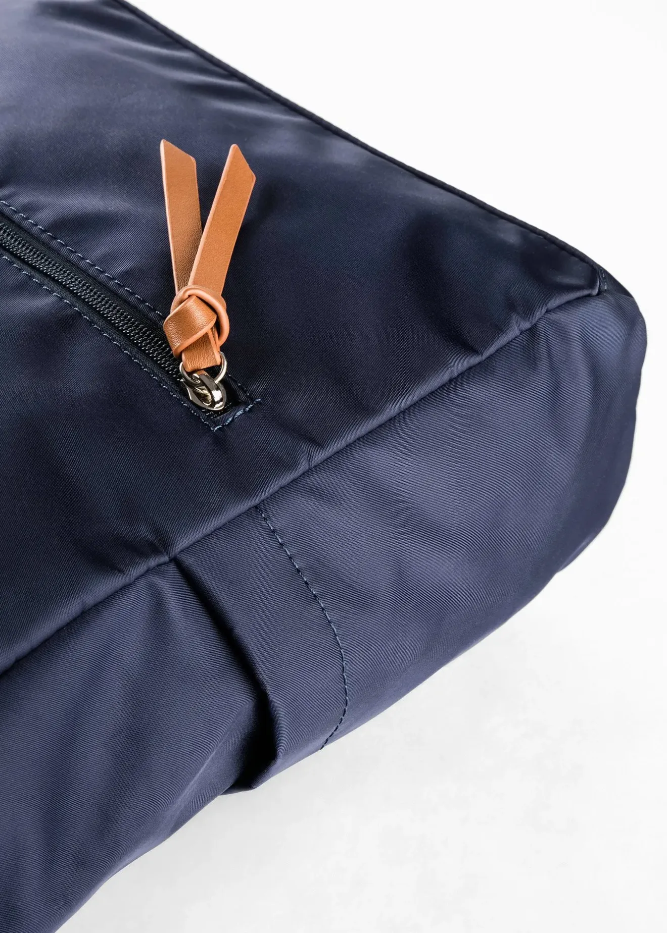 Femme bonprix Sacs|Sac à dos à détails contrastants