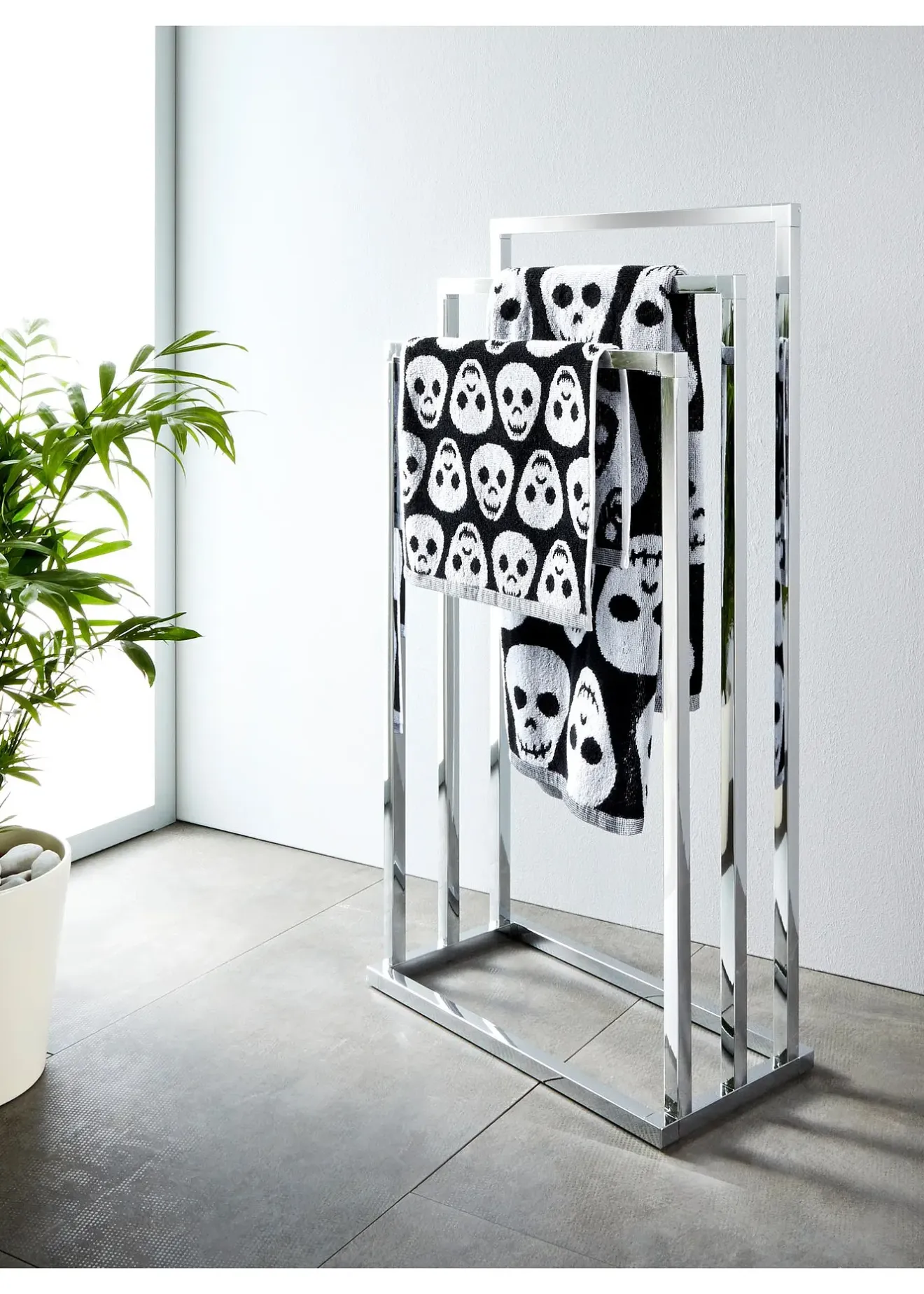 bonprix Salle De Bain·Serviettes De Toilette|Serviettes De Toilette|Serviette de toilette à motif tête de mort