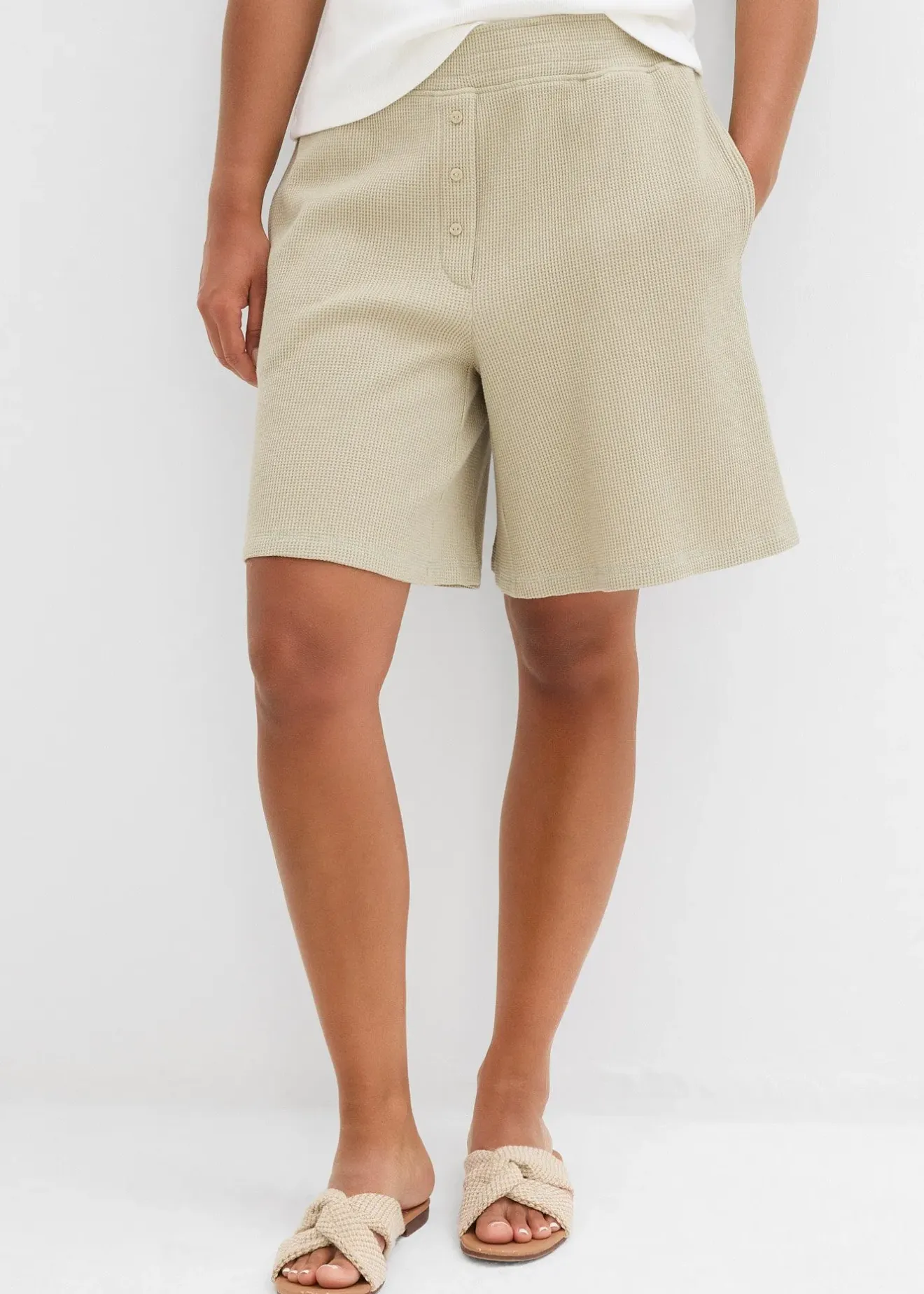 bonprix Short 100% coton avec taille élastiquée|Femme Deux Pièces & Ensembles|Shorts
