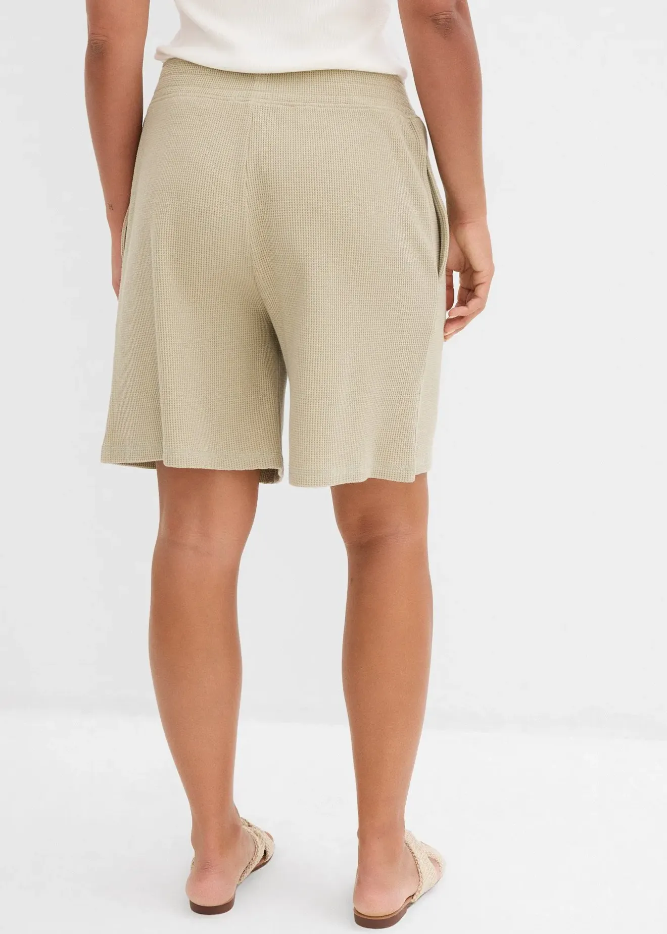 bonprix Short 100% coton avec taille élastiquée|Femme Deux Pièces & Ensembles|Shorts