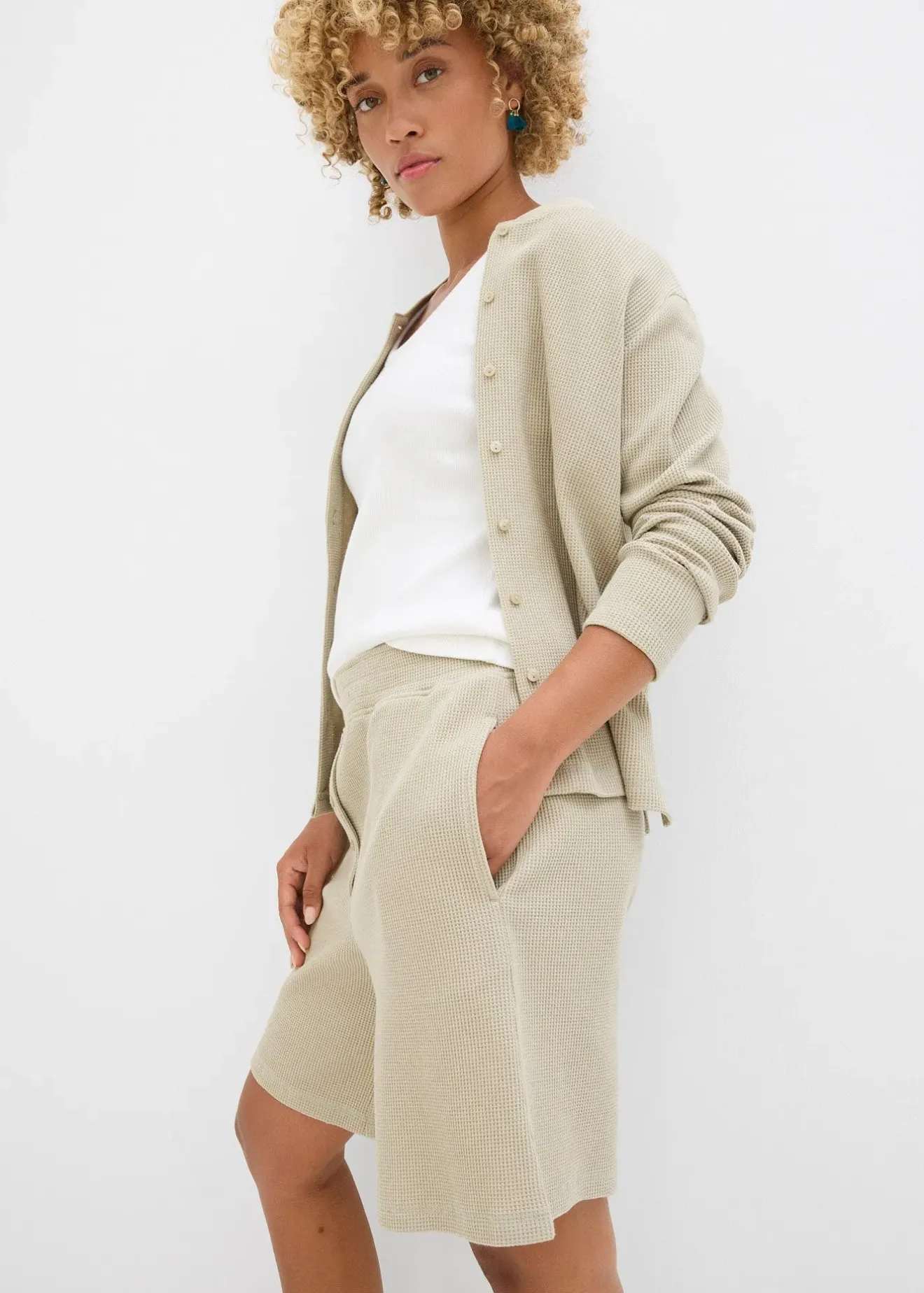 bonprix Short 100% coton avec taille élastiquée|Femme Deux Pièces & Ensembles|Shorts