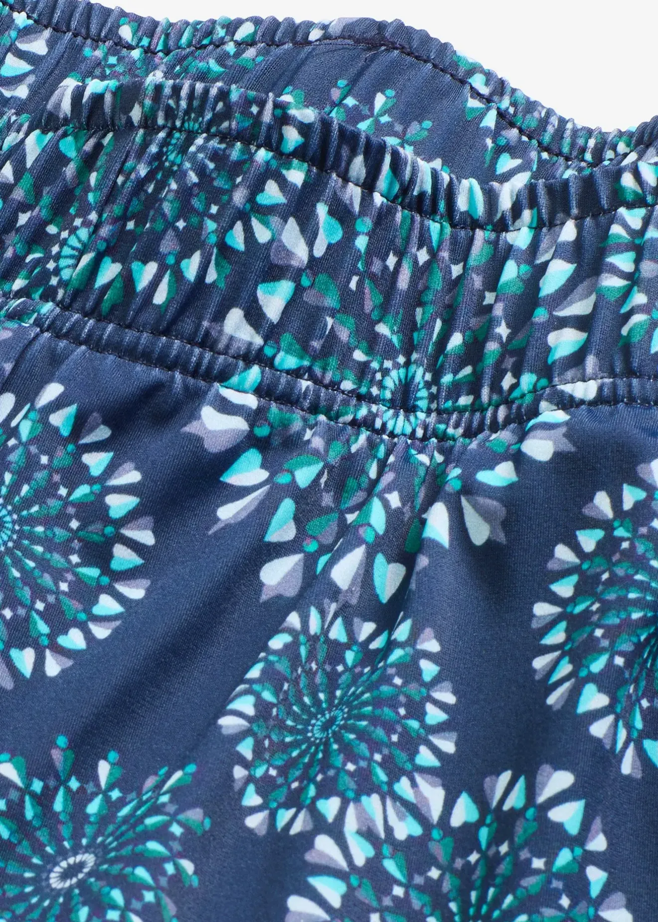 bonprix Short de bain avec bas de bikini intégré|Femme Bikinis|Maillots Séparables