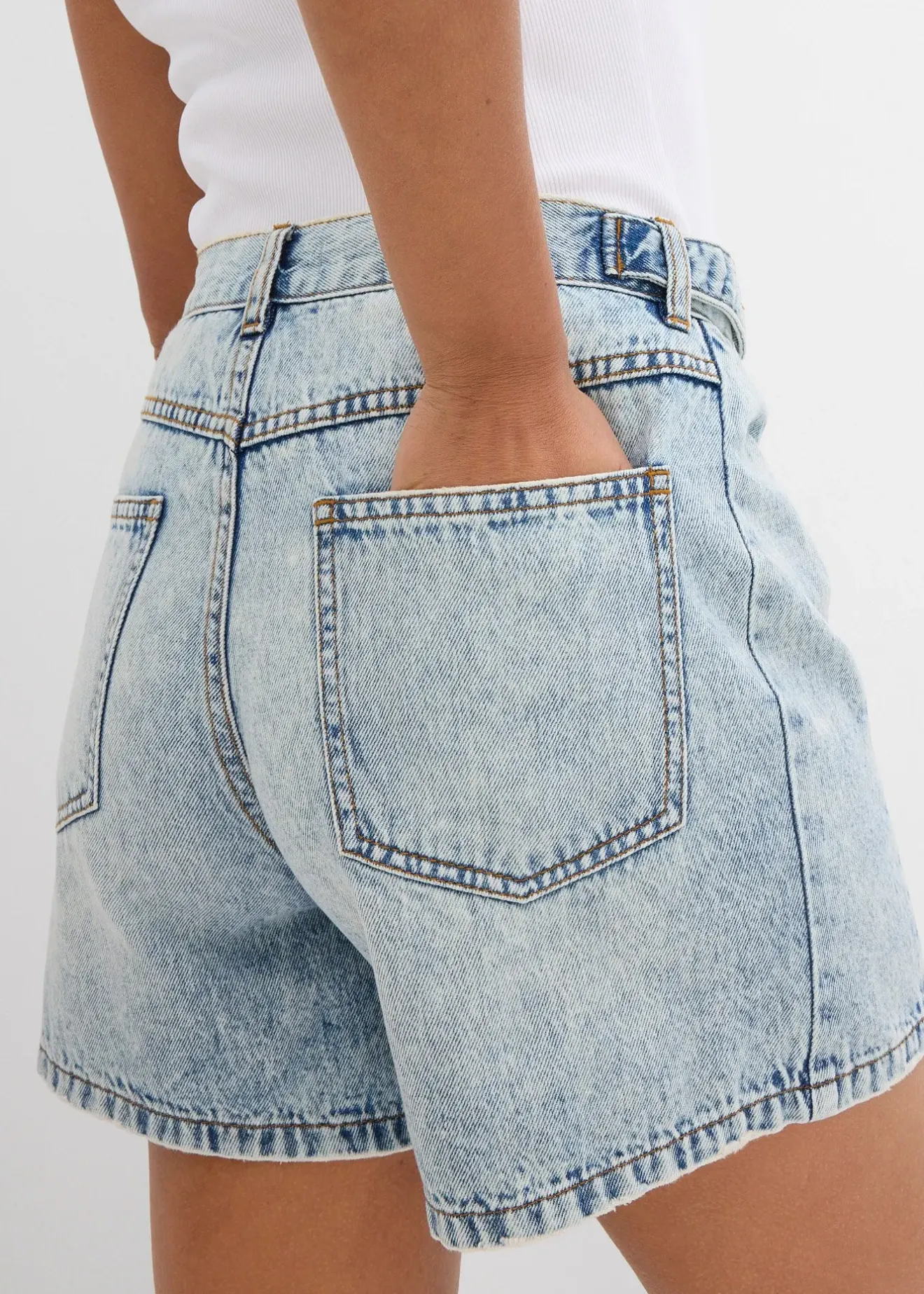 bonprix Short en jean taille mi-haute, peu extensible|Femme Shorts|Jeans