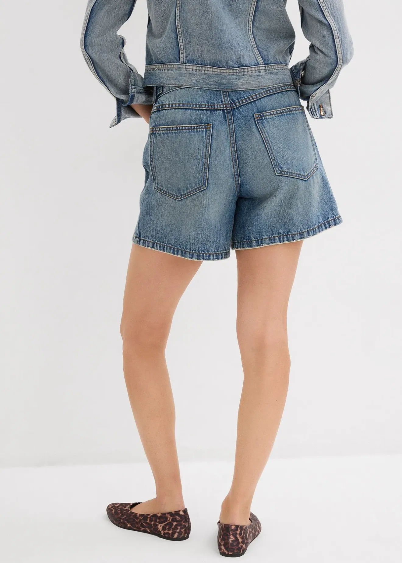 bonprix Short en jean taille mi-haute, peu extensible|Femme Shorts|Jeans
