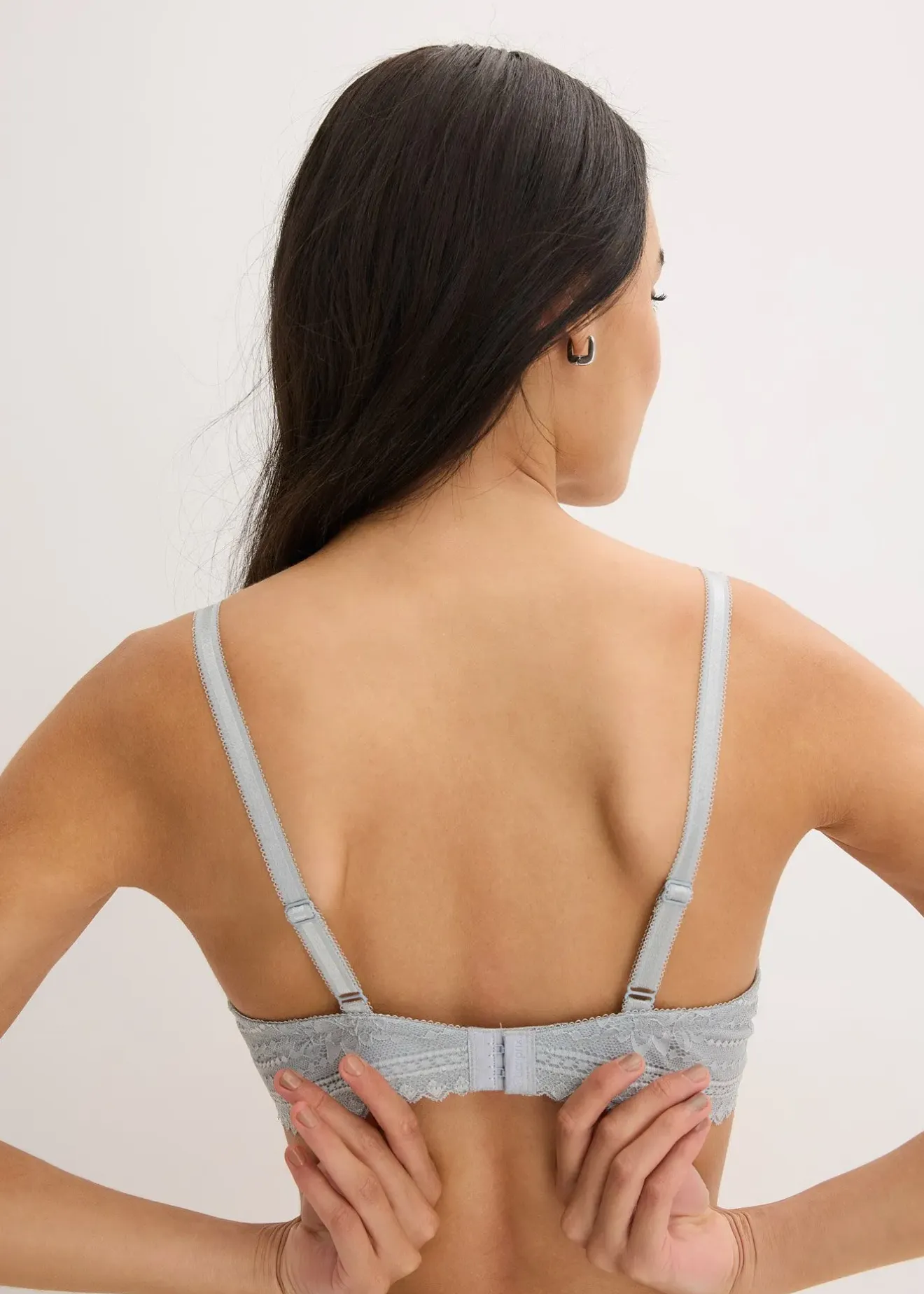 Femme bonprix Dessous|Soutiens-Gorge|Soutien-gorge à armatures en dentelle