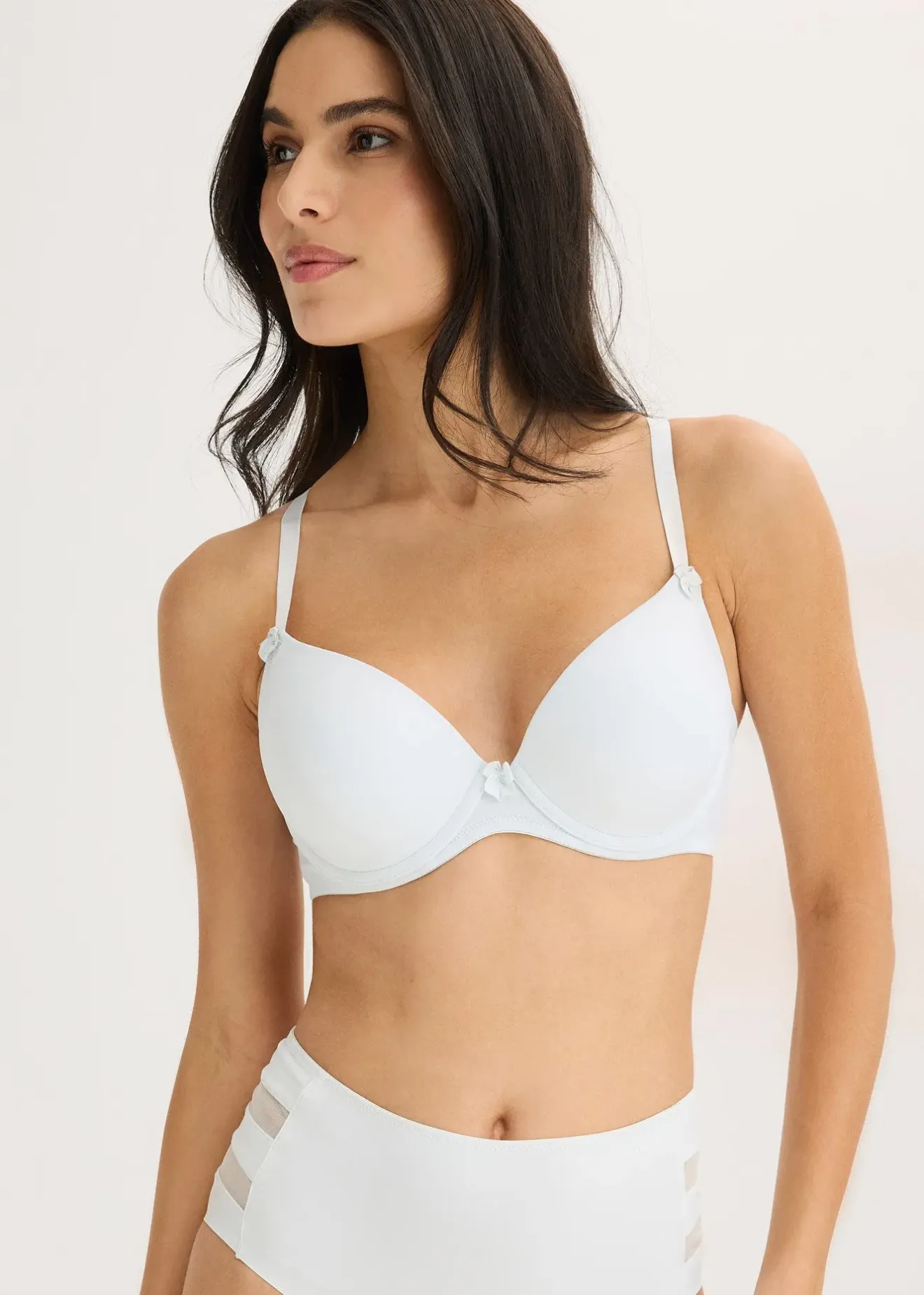 bonprix Soutien-gorge à coques et armatures|Femme Basiques|Soutiens-Gorge