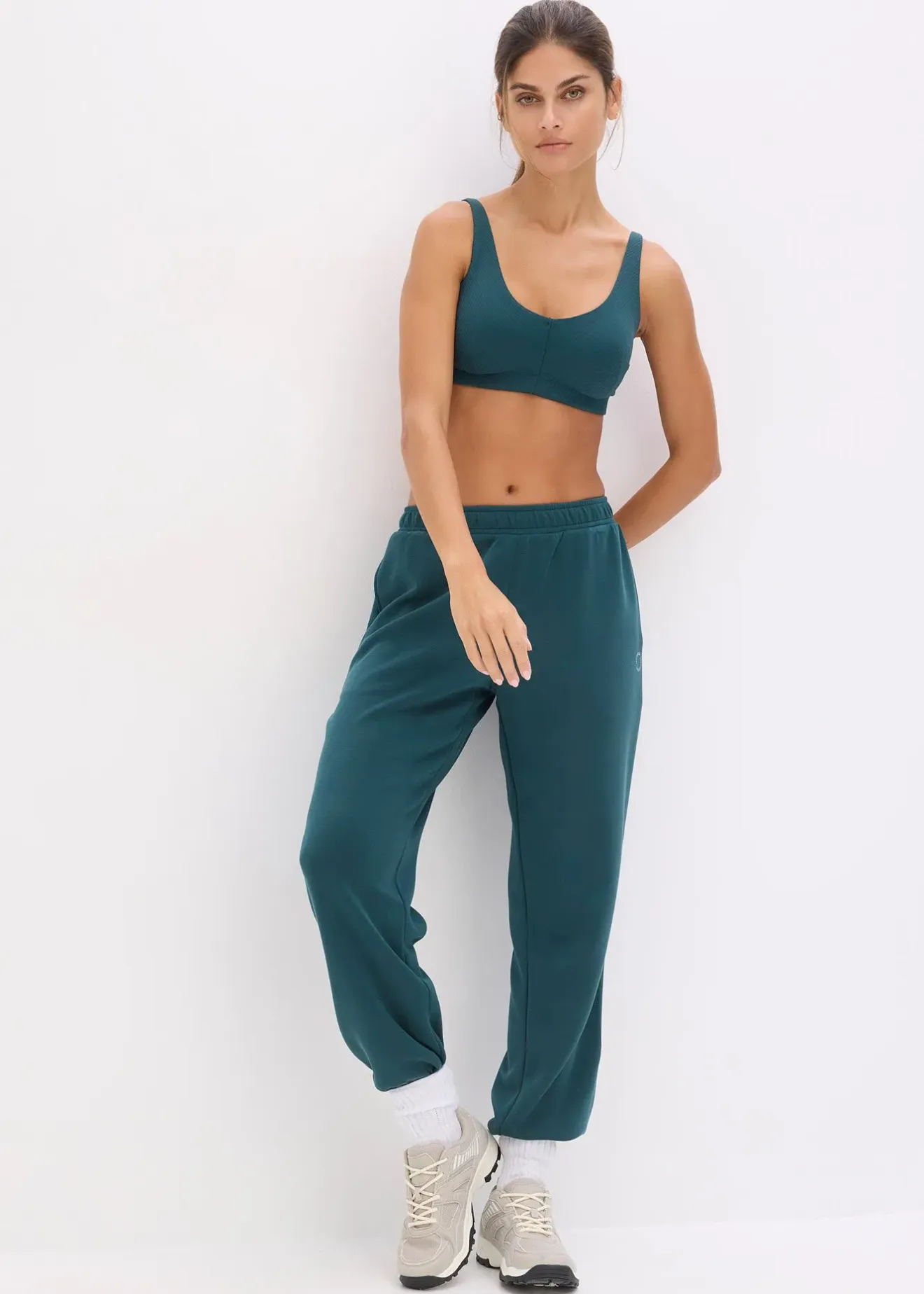 Femme bonprix Soutiens-Gorge|Grands Bonnets D-H|Soutien-gorge de sport en matière côtelée, maintien léger