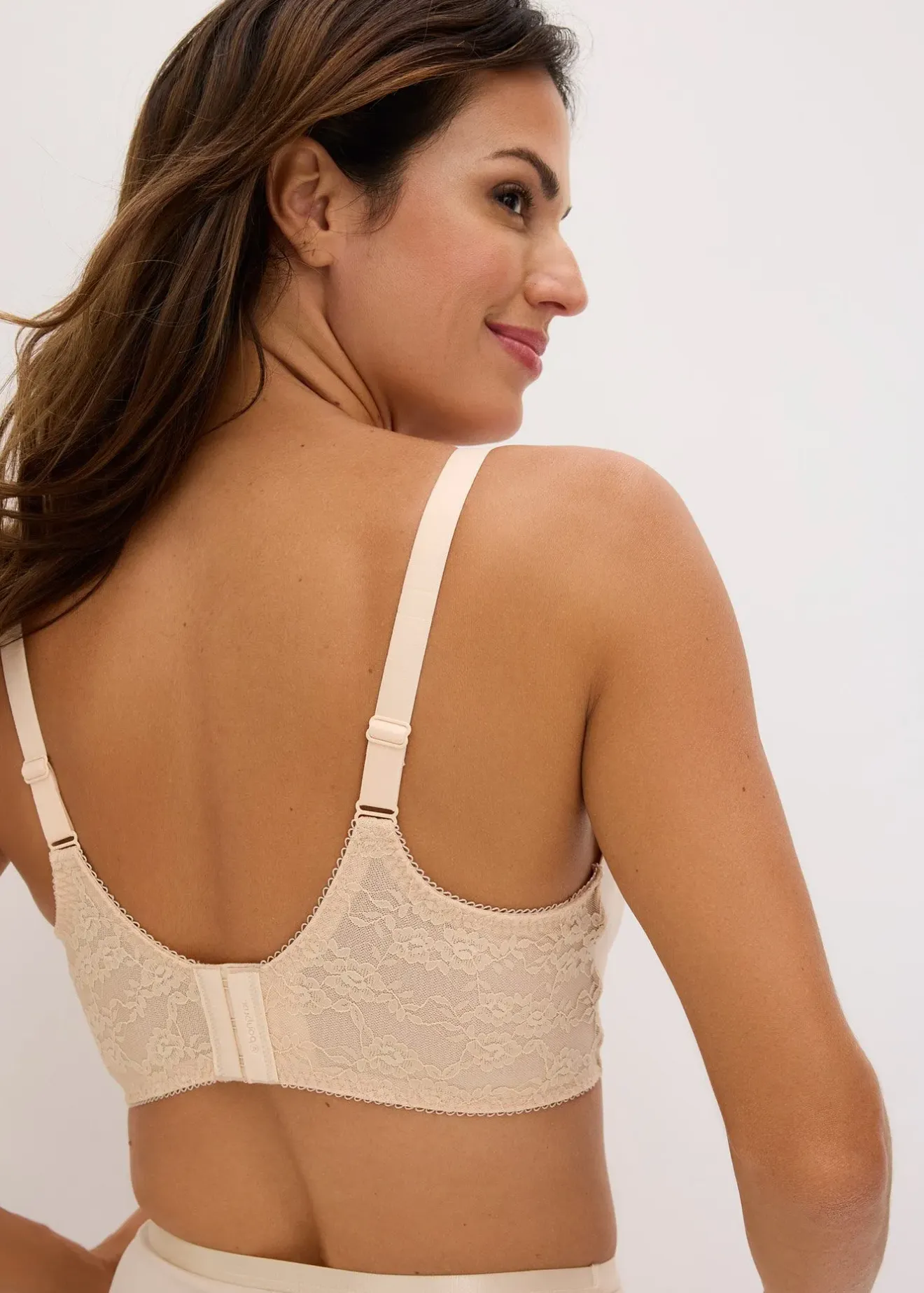 bonprix Soutien-gorge Feel Comfort sans armatures, découpe laser|Femme Sans Couture|Soutiens-Gorge