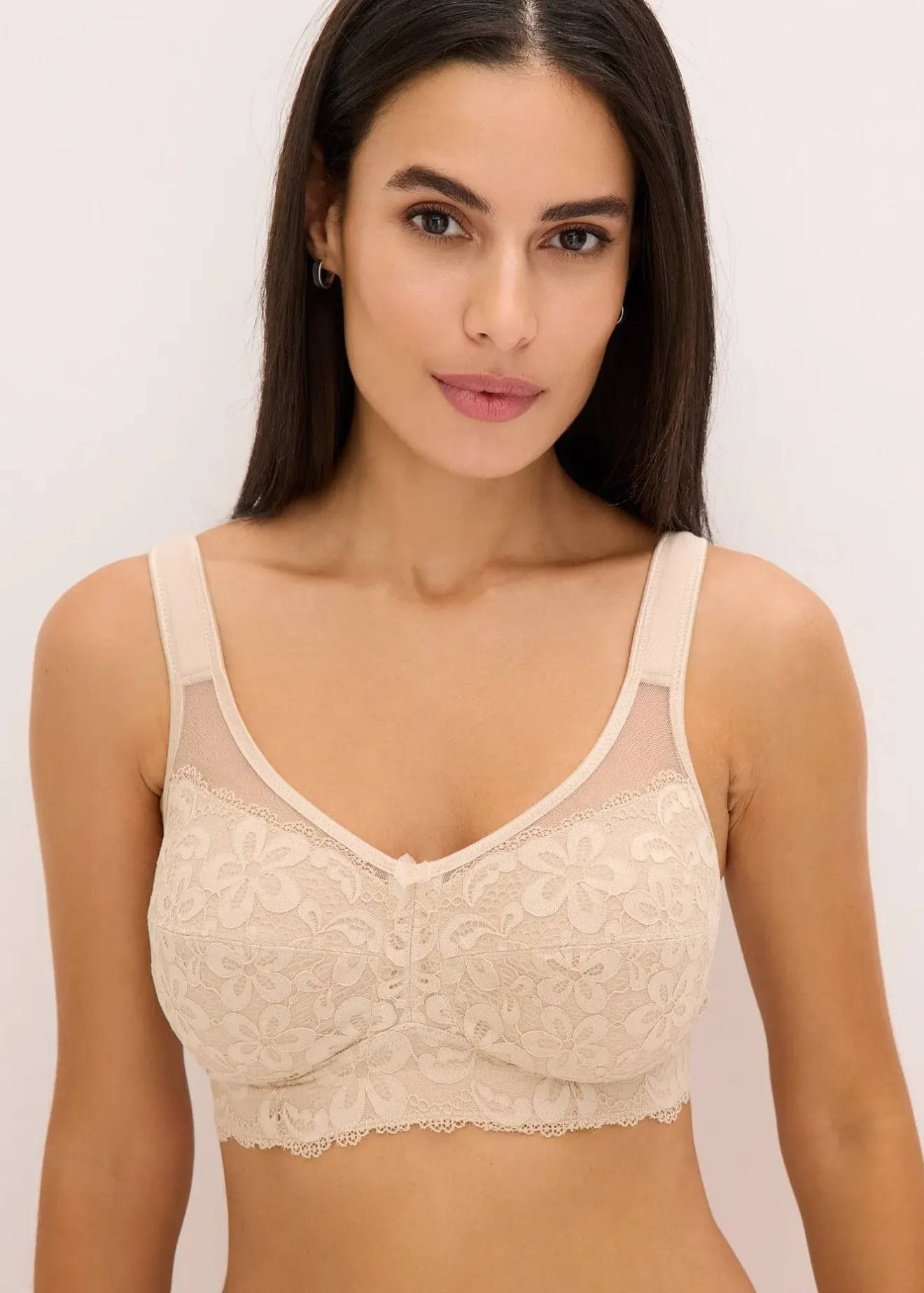 bonprix Soutien-gorge grand maintien sans armatures, bretelles rembourrées|Femme Soutiens-Gorge
