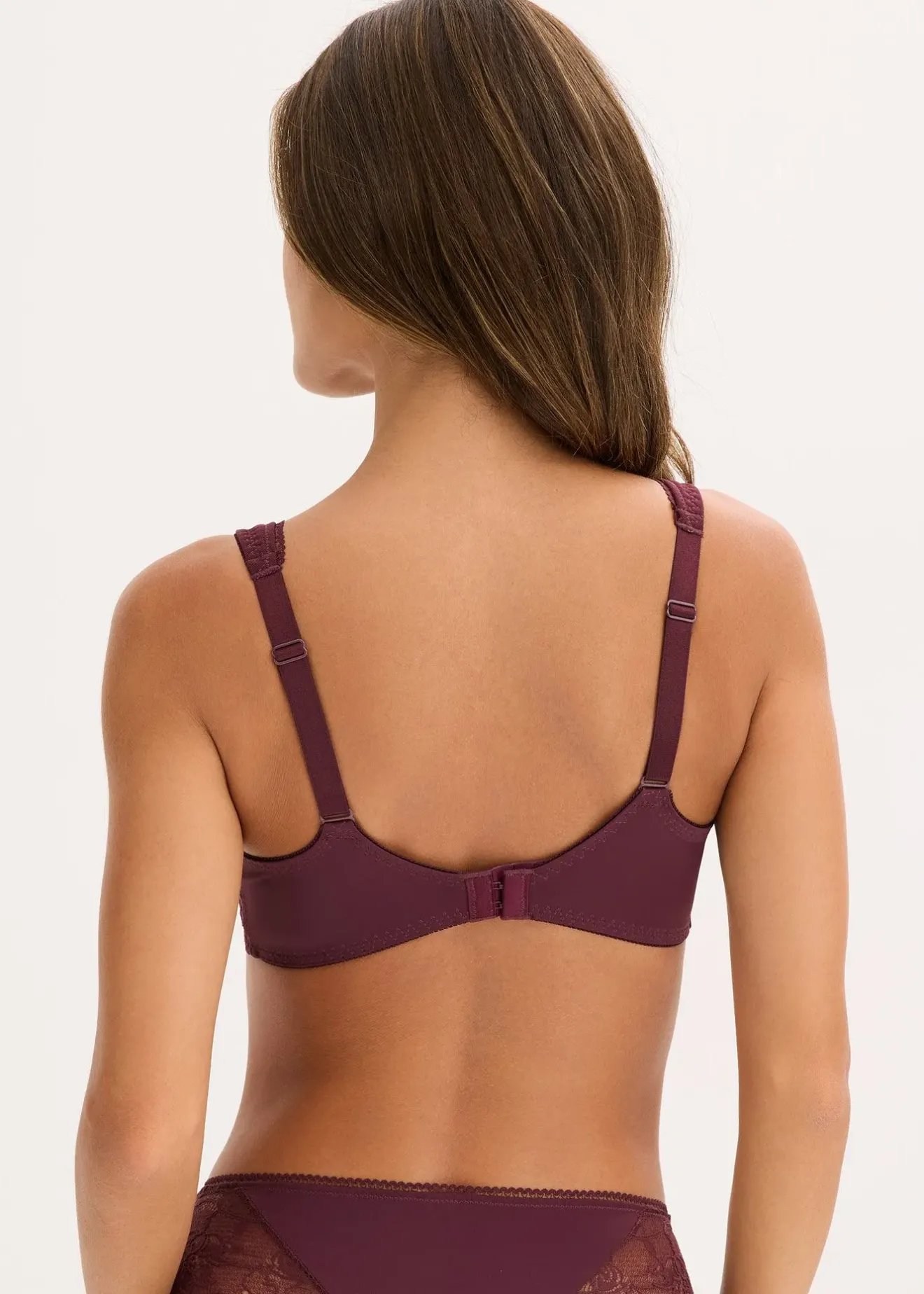 bonprix Soutien-gorge minimiseur à bretelles rembourrées|Femme Grands Bonnets D-H|Dessous