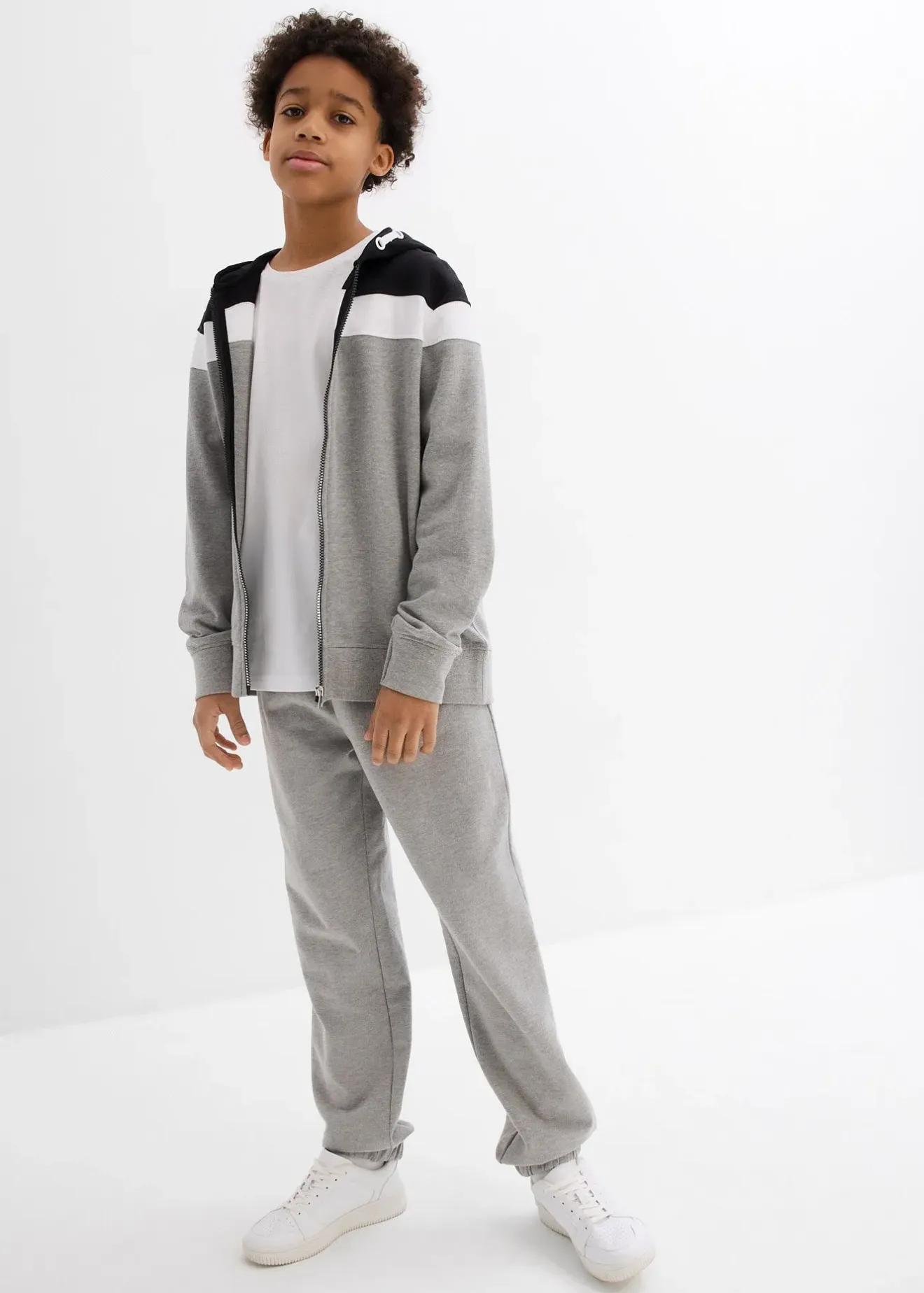 bonprix Sweat zippé à capuche en coton mélangé|Enfant Vêtements Enfant|Garçons 9-16 Ans·Pulls & Sweats