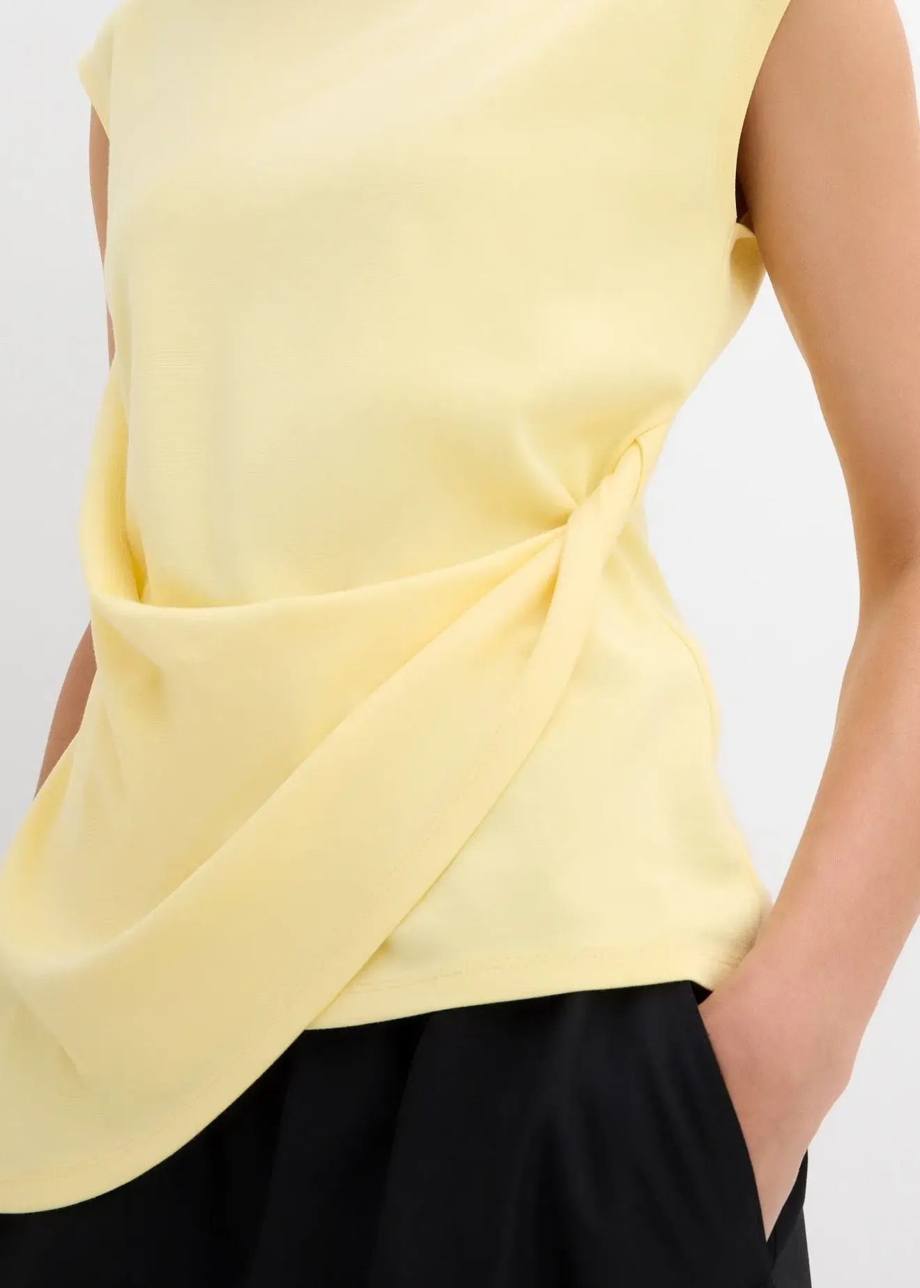 bonprix T-shirt à base asymétrique|Femme T-Shirts & Tops