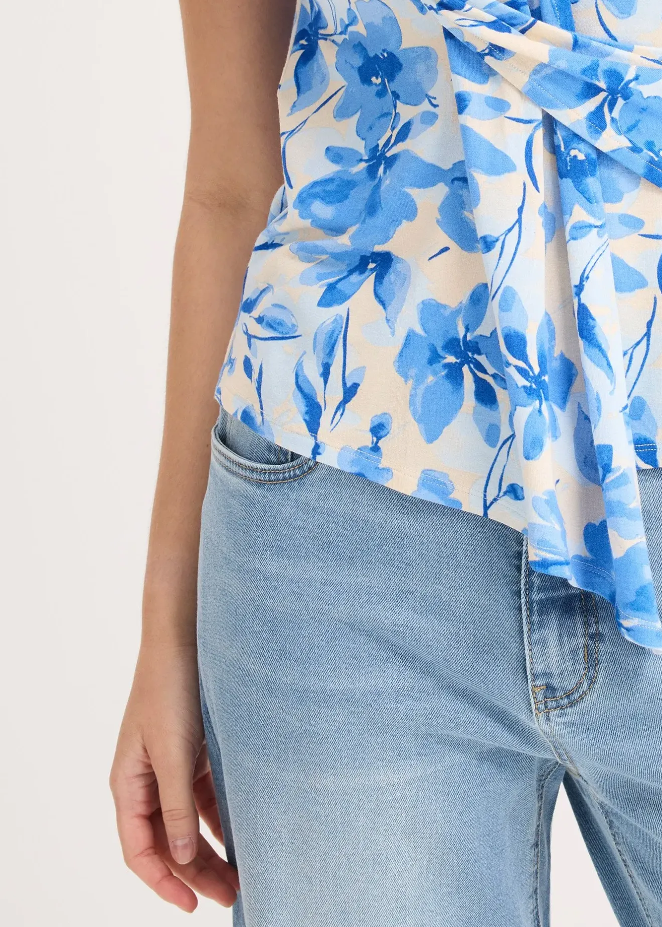 bonprix T-shirt avec détail nœud|Femme T-Shirts & Tops