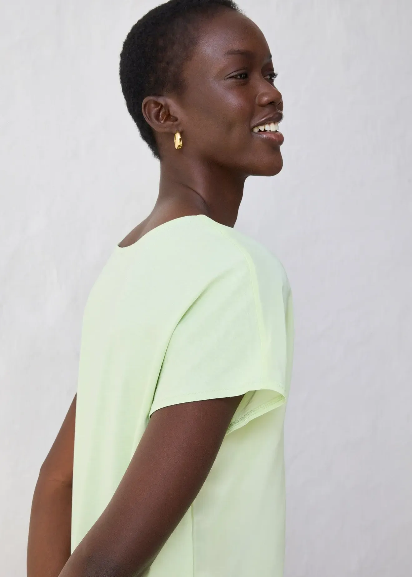 bonprix T-shirt avec soie et empiècement tissé|Femme Premium|T-Shirts & Tops