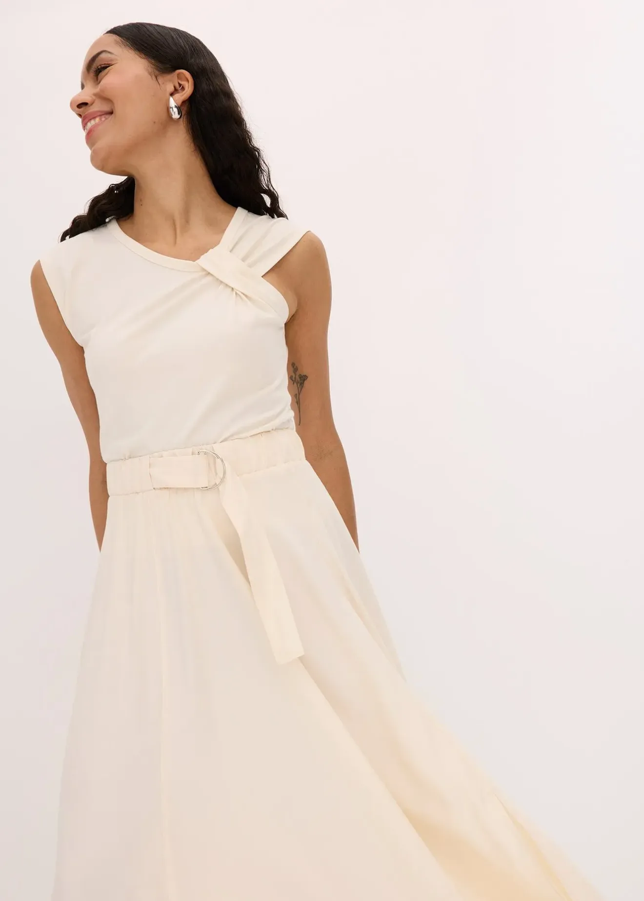 bonprix T-shirt en coton extensible avec détail twisté|Femme T-Shirts & Tops