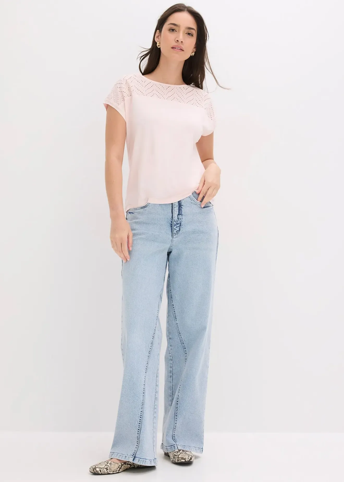 Femme bonprix T-Shirts & Tops|T-shirt en dentelle, en viscose douce