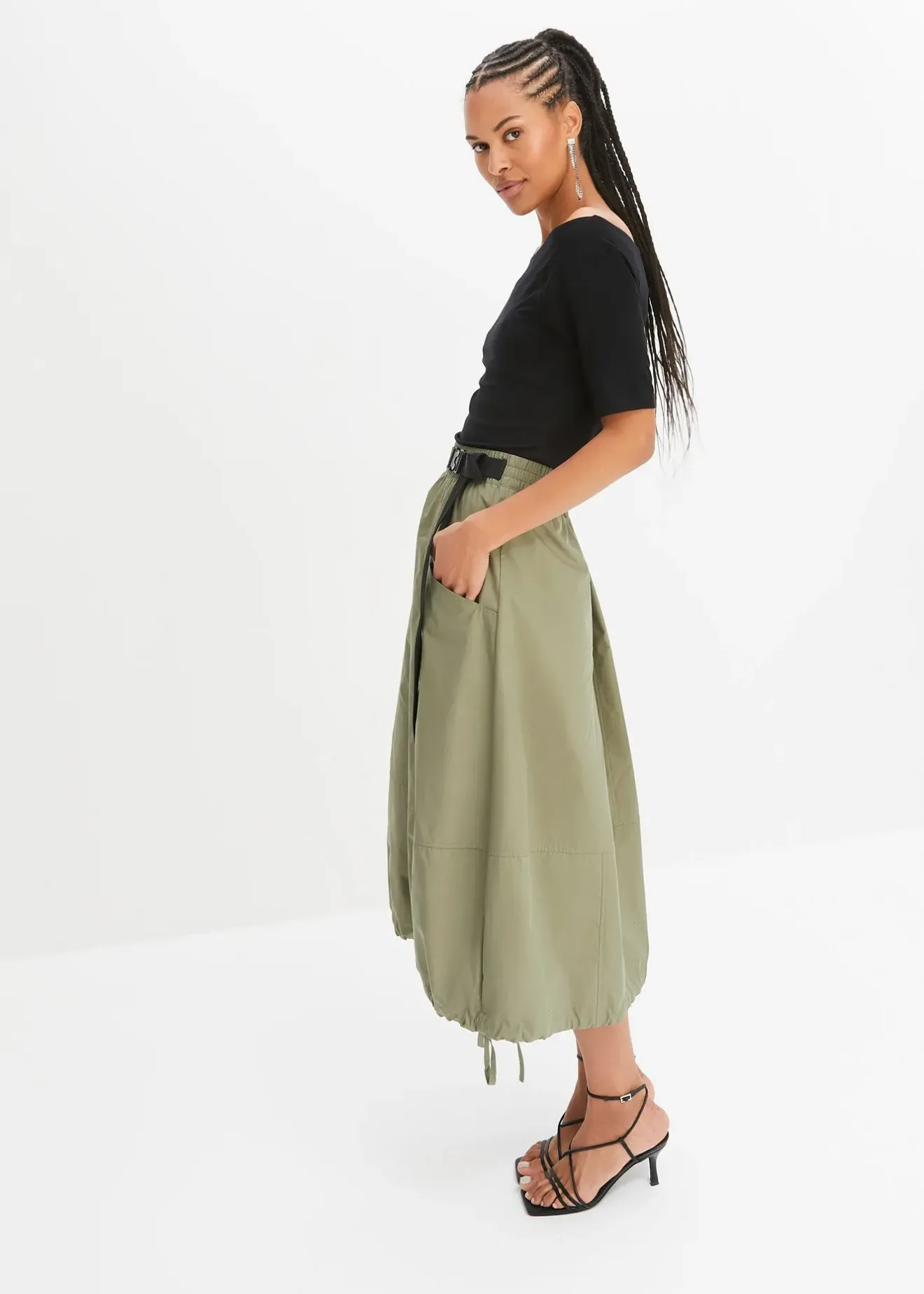 bonprix T-shirt encolure Bardot en viscose extensible|Femme T-Shirts & Tops