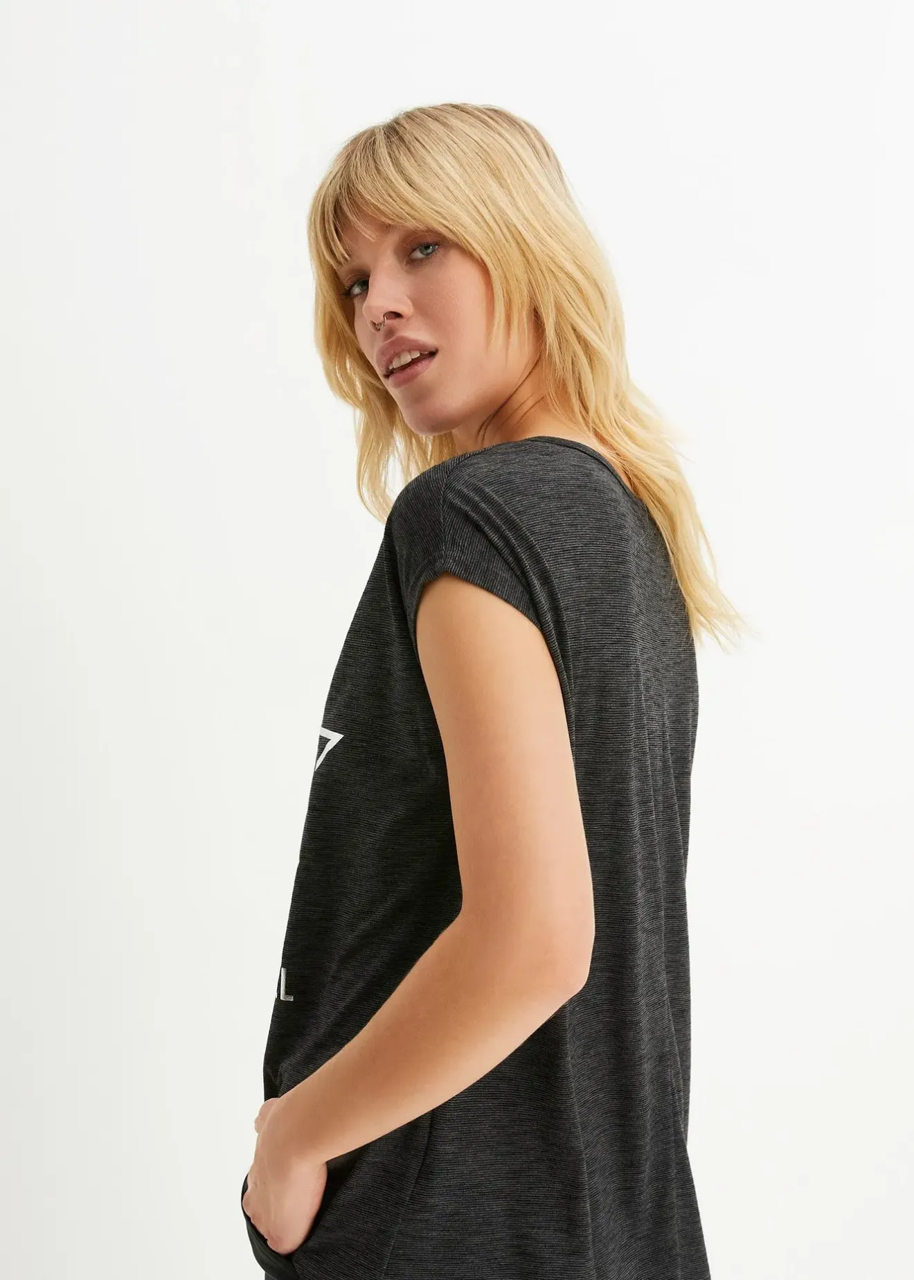 Femme bonprix T-Shirts & Tops|T-shirt long en viscose mélangée