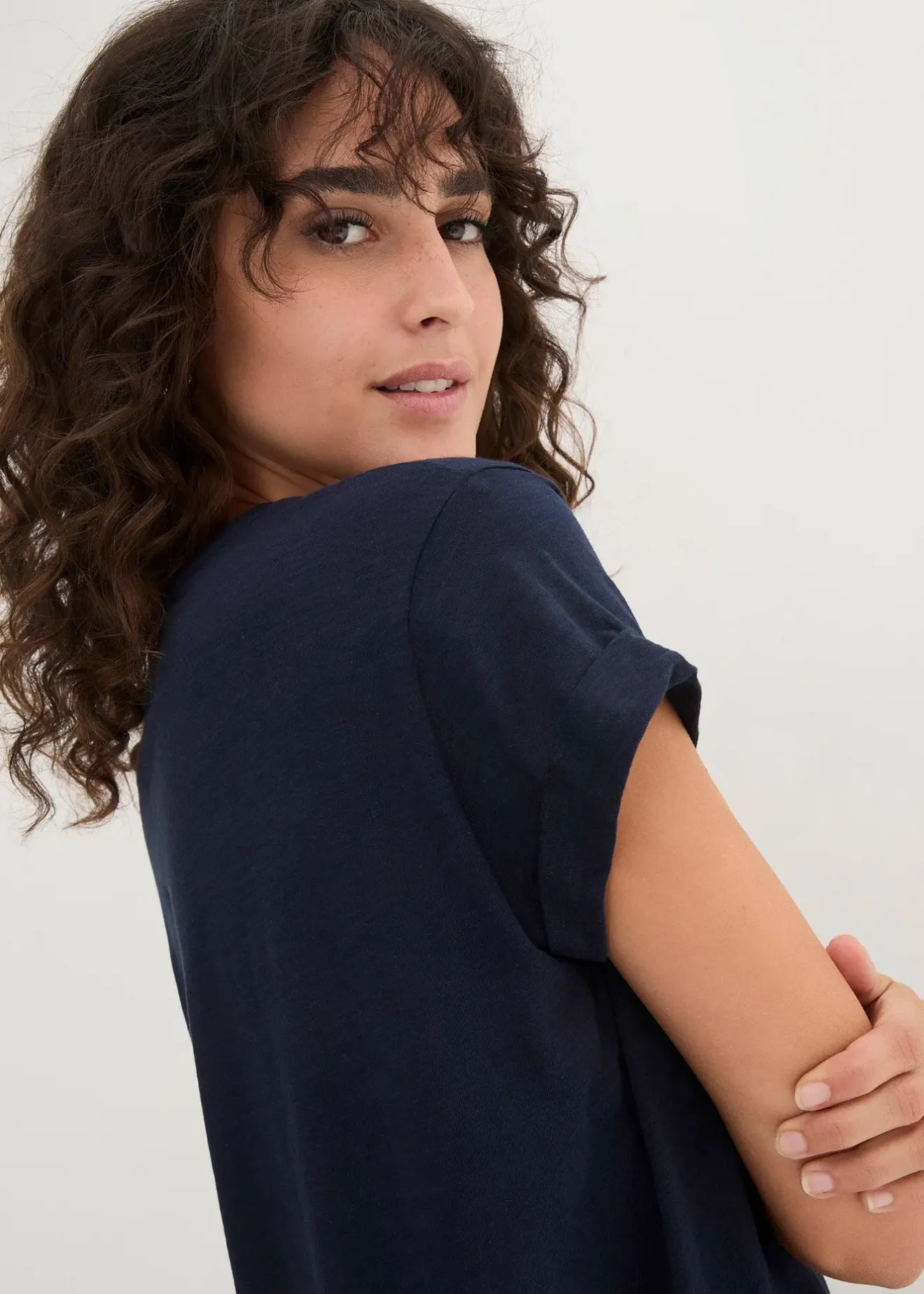 Femme bonprix Basiques|T-Shirts & Tops|T-shirt long et boxy à manches courtes