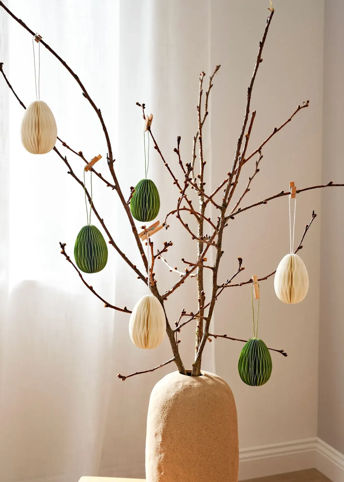 bonprix Décoration Murale|Accessoires Déco|Œufs en papier à suspendre (6 pces)