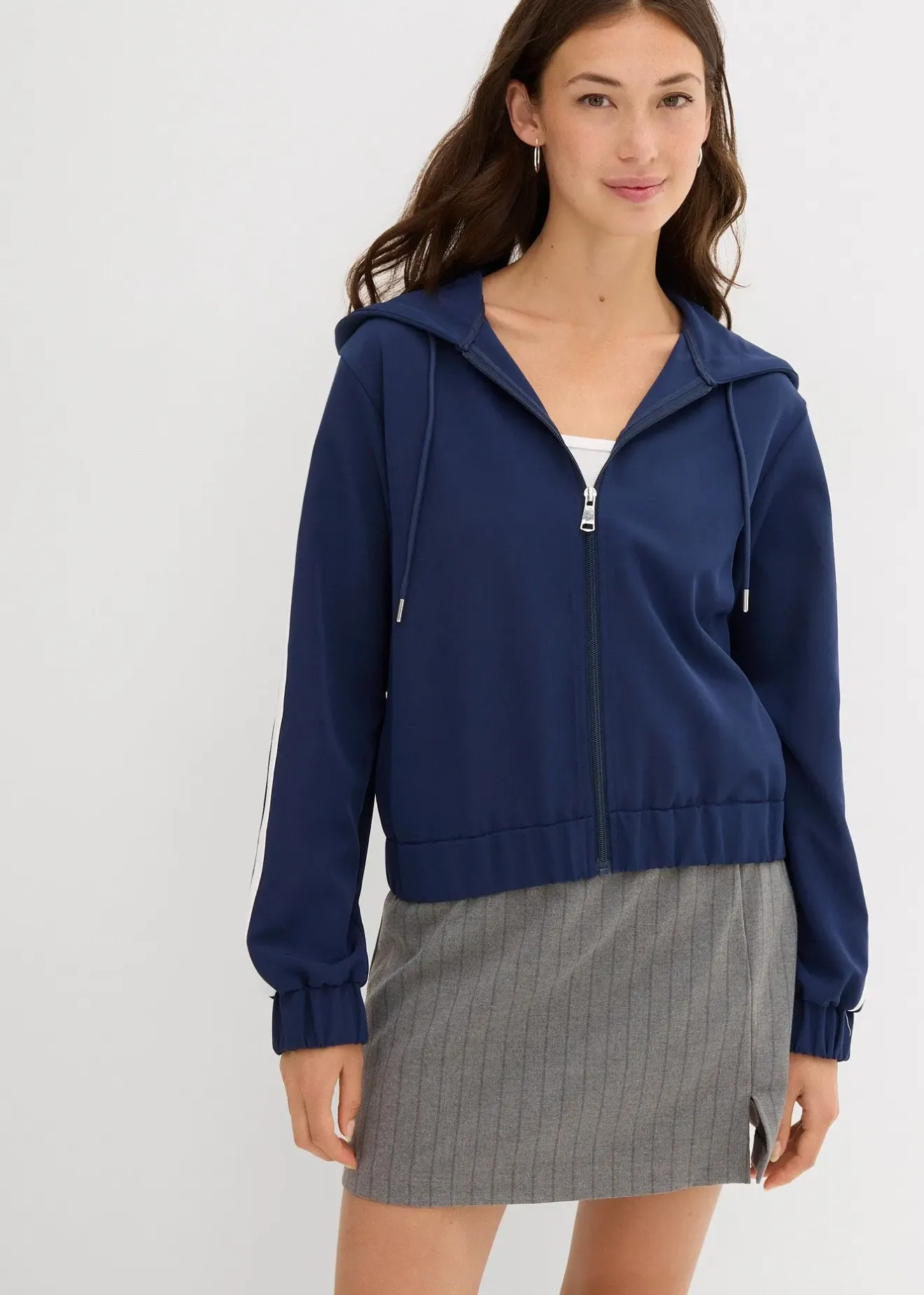 bonprix Veste de survêtement à rayures sportives|Femme Vestes & Manteaux