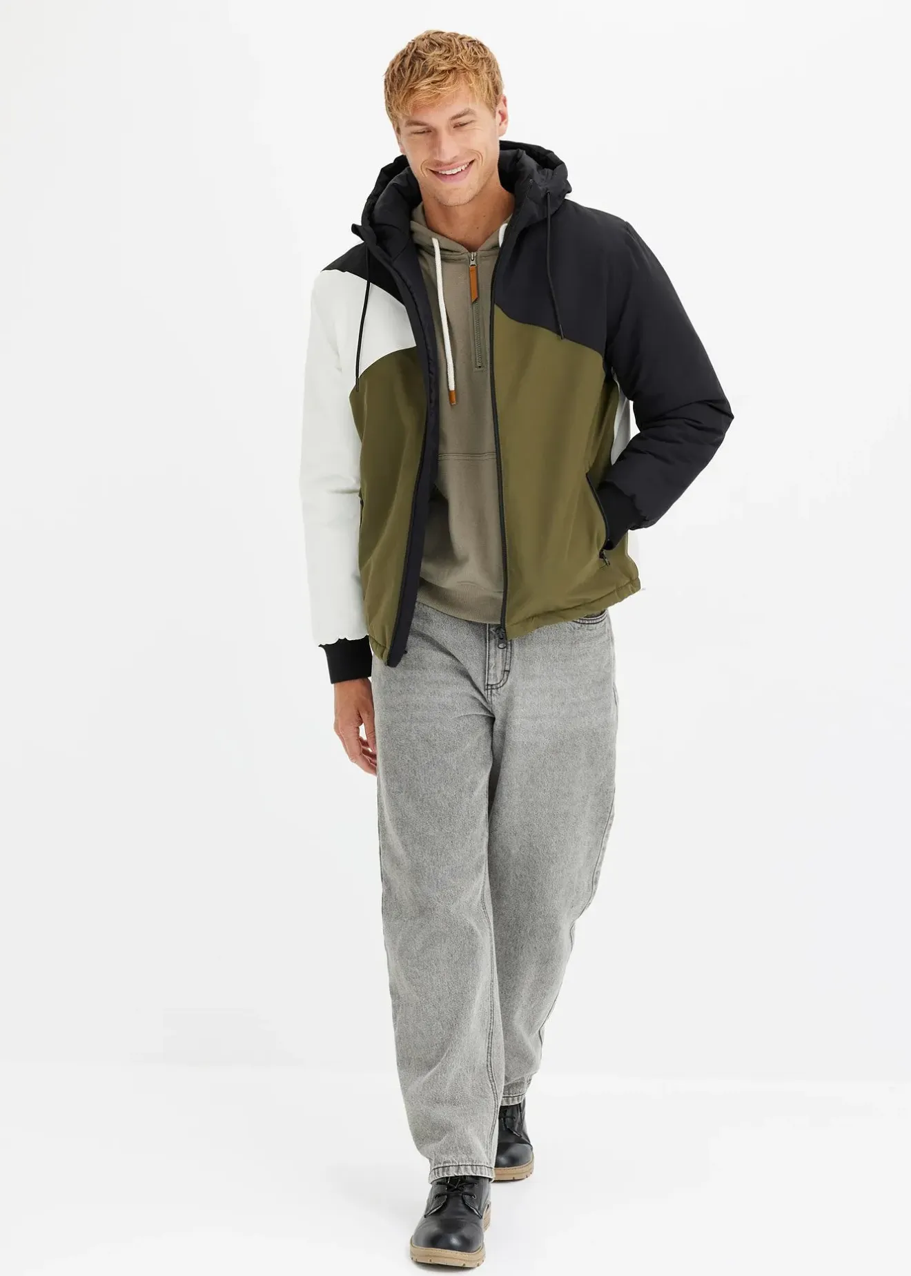 Homme bonprix Vestes|Veste d’hiver tricolore à capuche