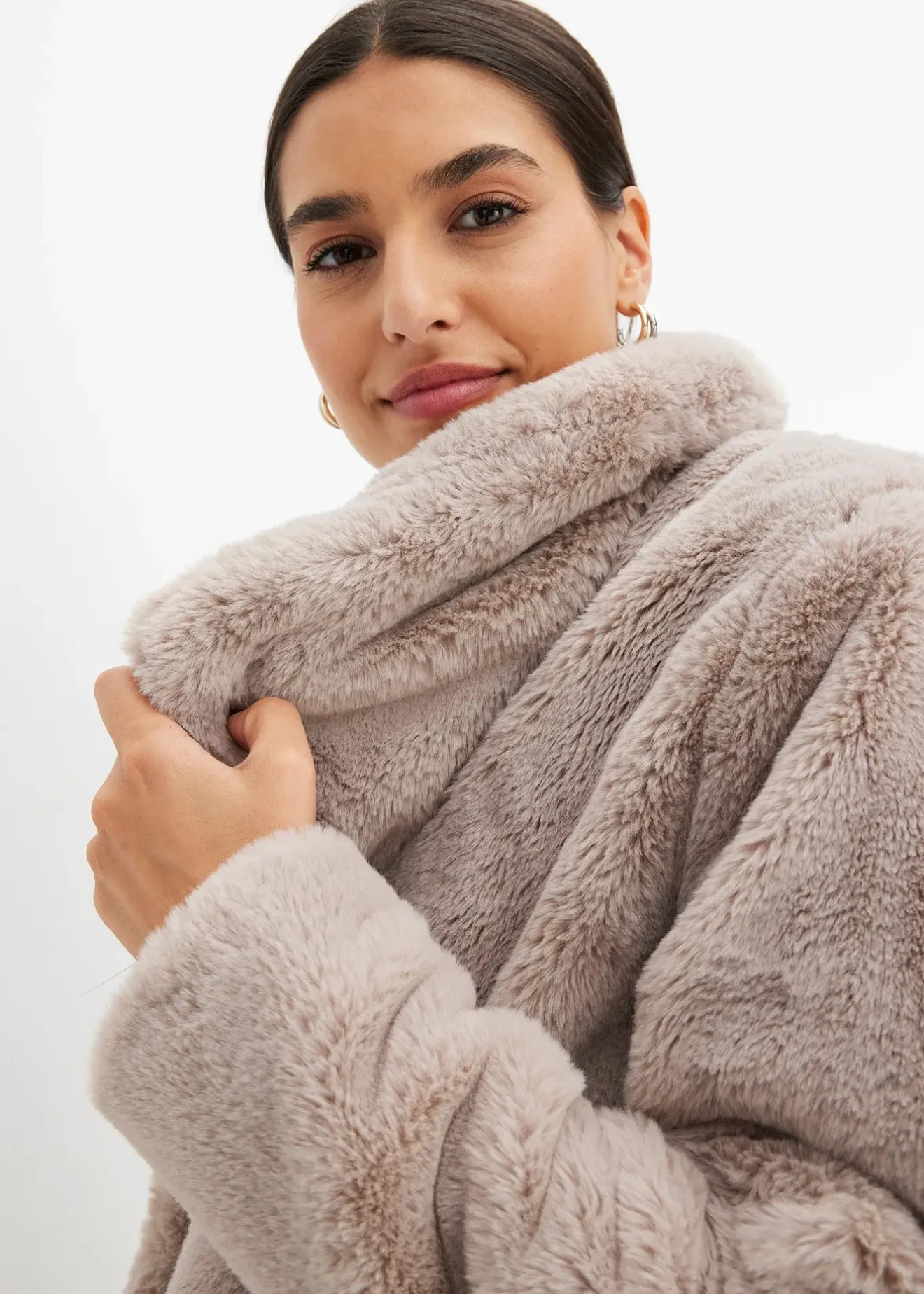 Femme bonprix Vestes & Manteaux|Veste en peluche